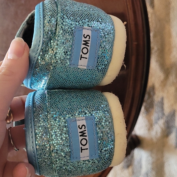 Blue sparkle Tom's - Picture 5 of 5